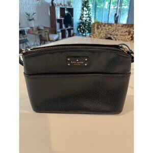 Kate Spade Black Leather Crossbody Purse With Adjustable Strap & Gold Zipper Acc
